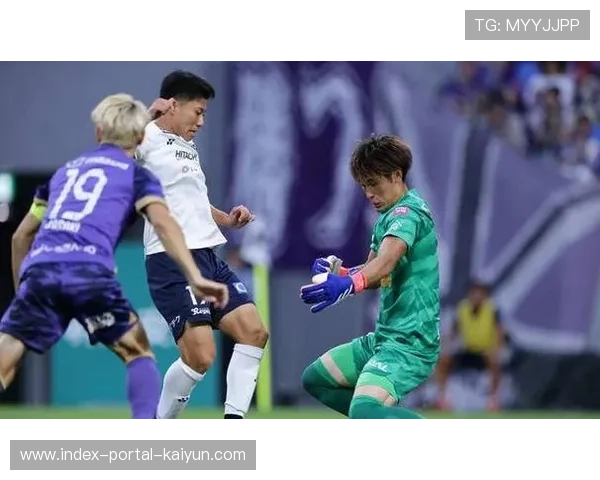 神户胜利船边路传中战术奏效 双杀FC首尔战术执行到位